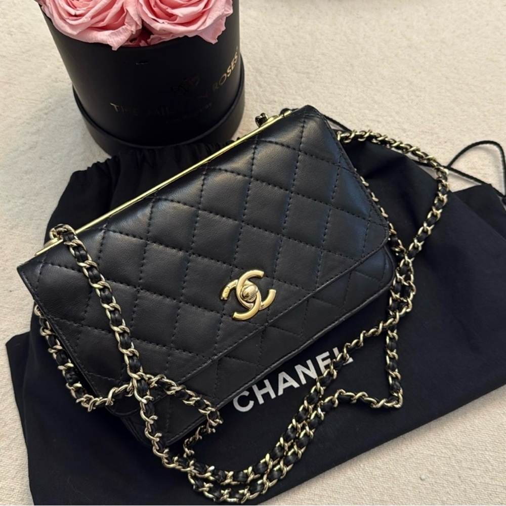 CHANEL Trendy Wallet On Chain WOC Quilted Crossbody Bag CC Logo Lambskin…